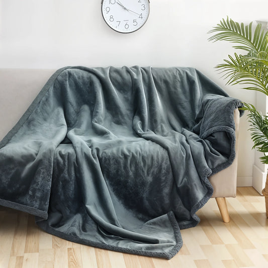 SnuggleSoft - Winter Quilt for Couples - Dena Home
