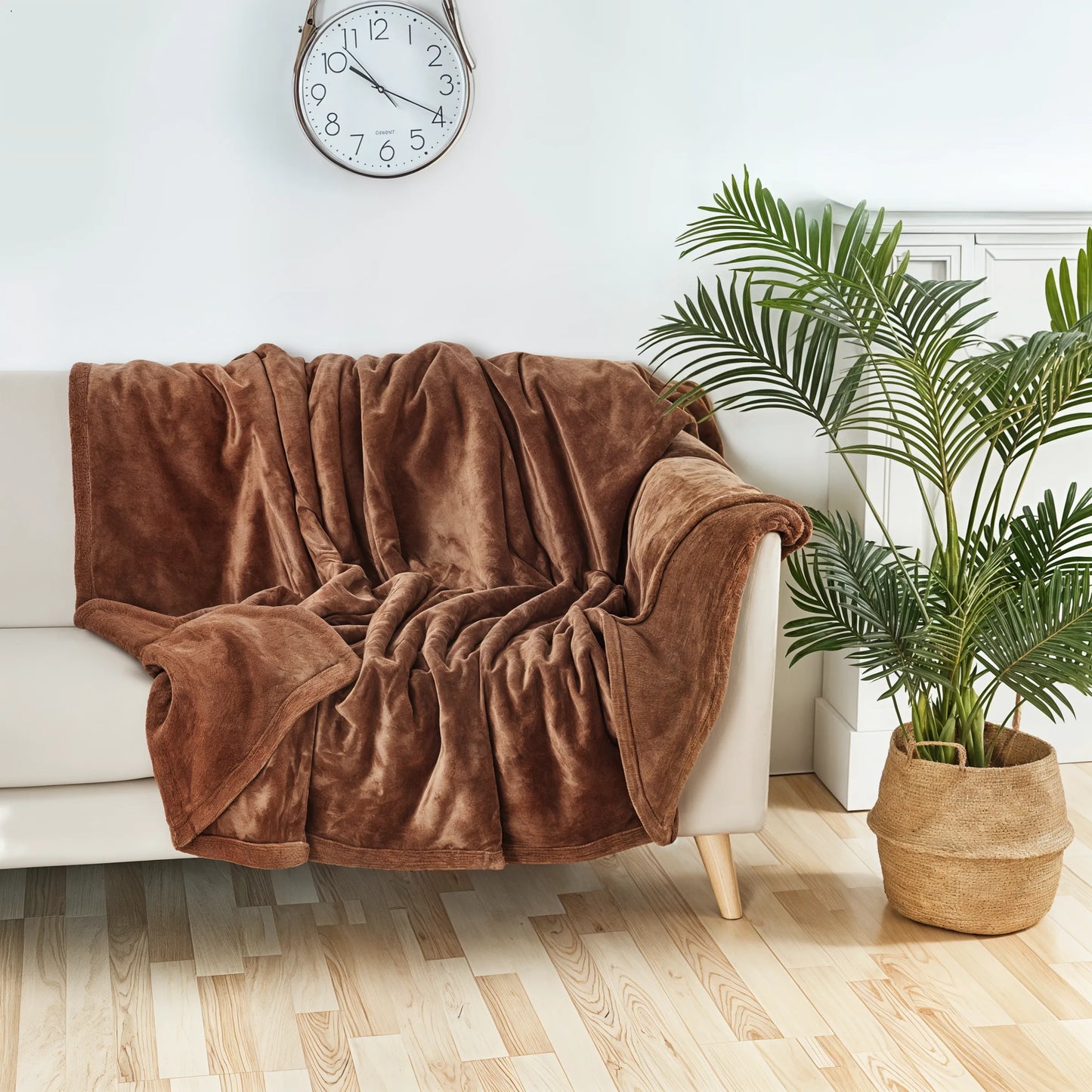 SnuggleSoft - Winter Quilt for Couples - Dena Home