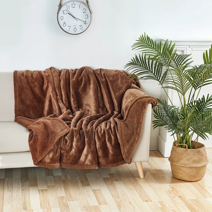 SnuggleSoft - Winter Quilt for Couples - Dena Home